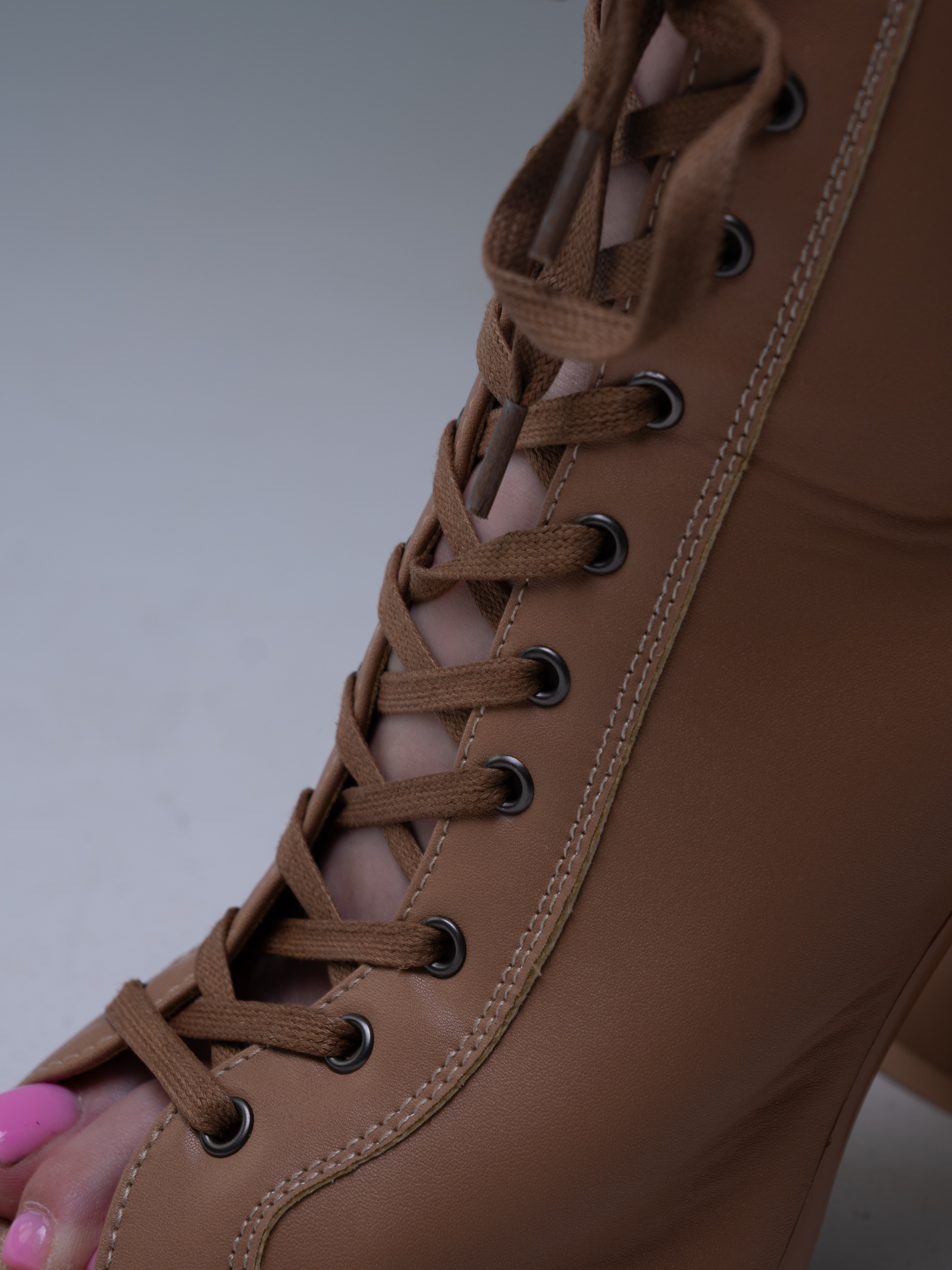 Queen — Eco leather